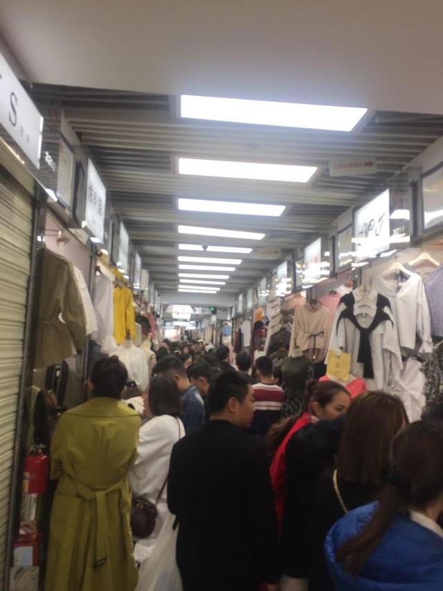 APP開發女裝批發,打開傳統市場新局面 APP開發女裝批發,打開傳統市場新局面